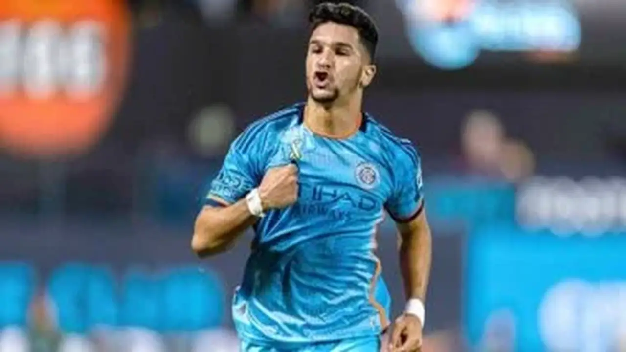 الأهلي يقرر ضم ثنائي هجوم أجنبي ومهاجم دينامو زغرب ضمن القائمة