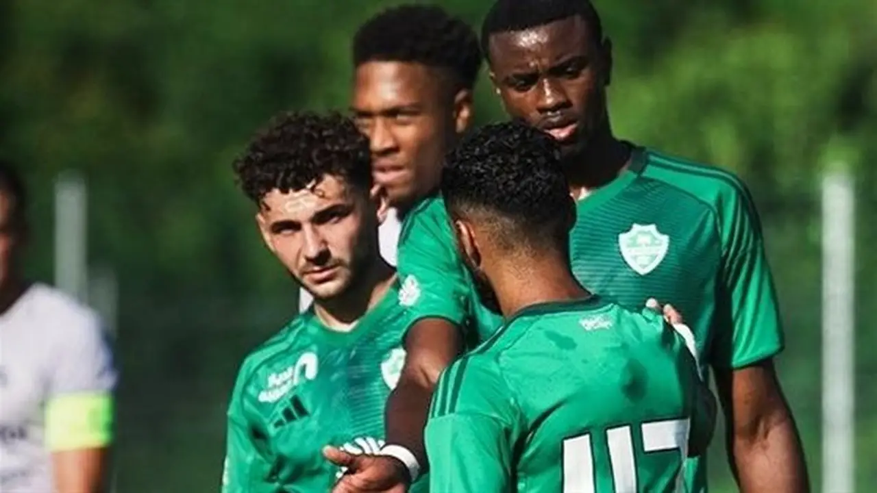 الأهلي السعودي يحقق انتصارًا ساحقًا على بينزجاو سالفيلدين بثمانية أهداف ودية