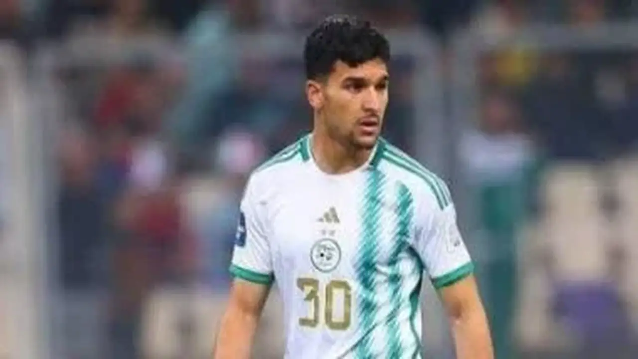 الأهلي يزيد عرضه لضم الجزائري منصف بقرار بعد رفض دينامو زغرب