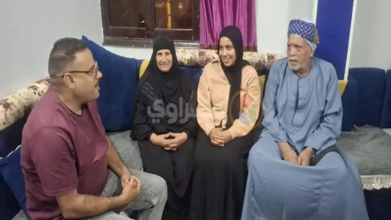 الأولى على دبلومات أسيوط: “العبادة ودعم أسرتي سر تفوقي.. وهذا حلمي” (فيديو وصور)