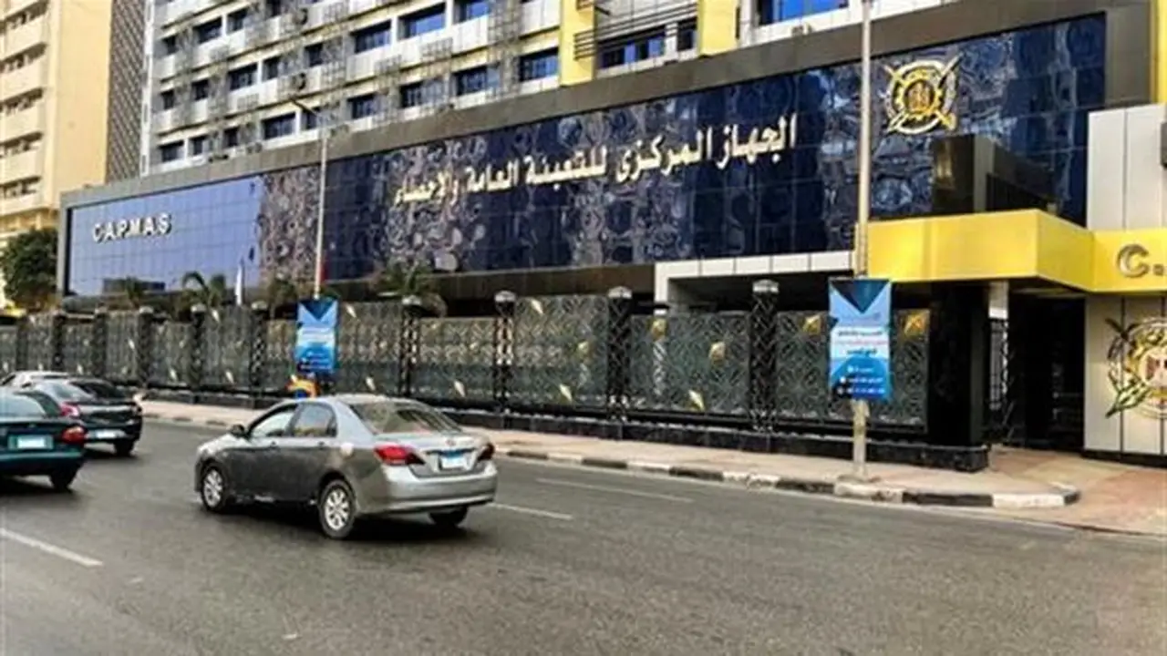 الإحصاء: الدول العربية تستقطب العمالة المصرية