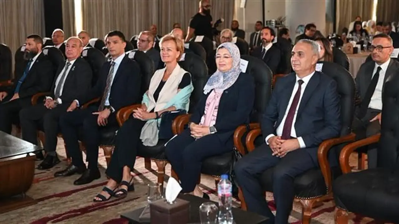الإدارة المركزية لعمليات الدم وEGAC يبحثان خطة لاعتماد بنوك الدم وفق معايير دولية
