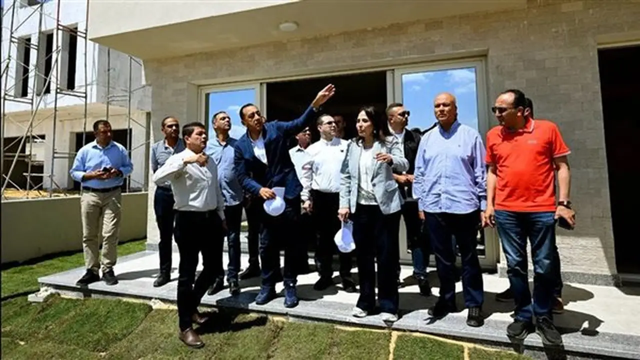 الإسكان: إنجاز 95% من المرحلة الأولى لمشروع M8 by the Lake في العلمين الجديدة