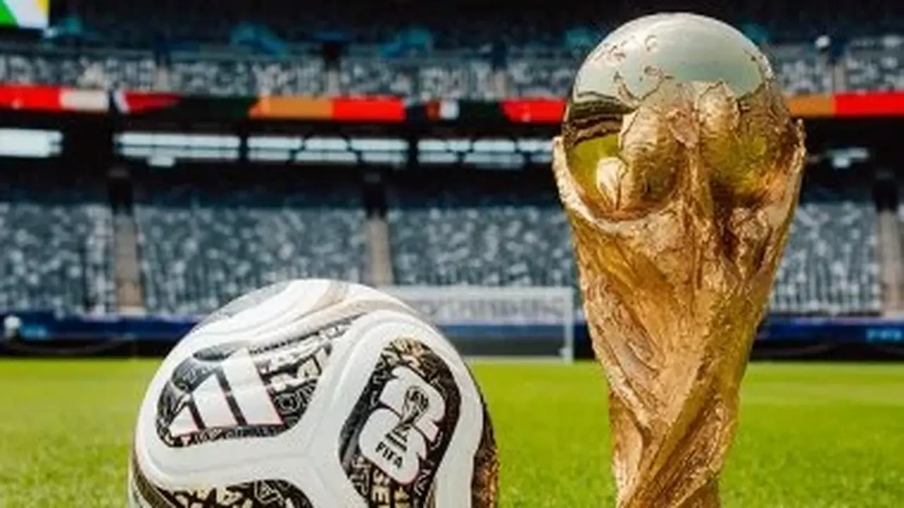 الإعلان عن الكرة الرسمية لمباراة نهائي كأس العالم 2026: صور مميزة
