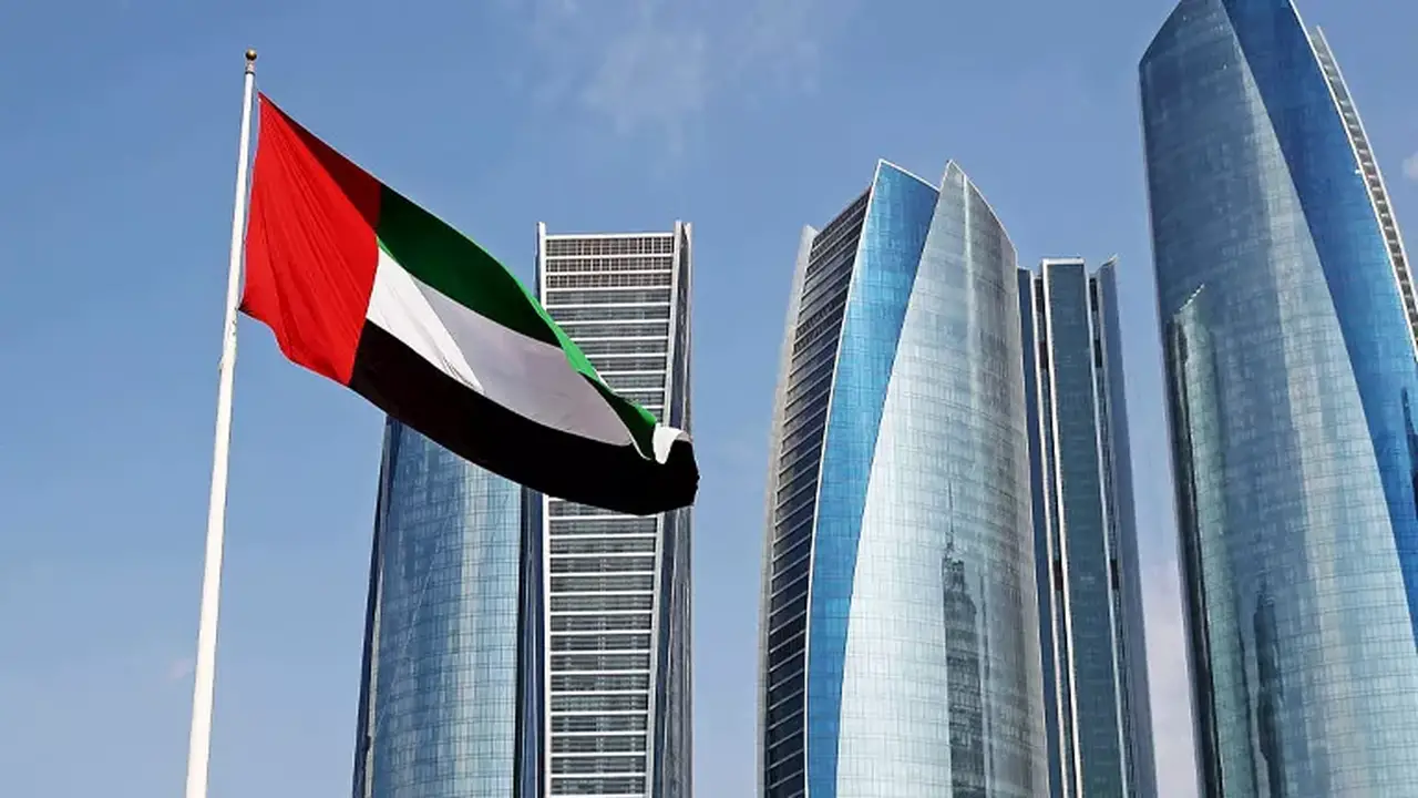 الإمارات تدين الهجمات الإيرانية على البحرين والكويت والأردن وتؤكد تضامنها معهم