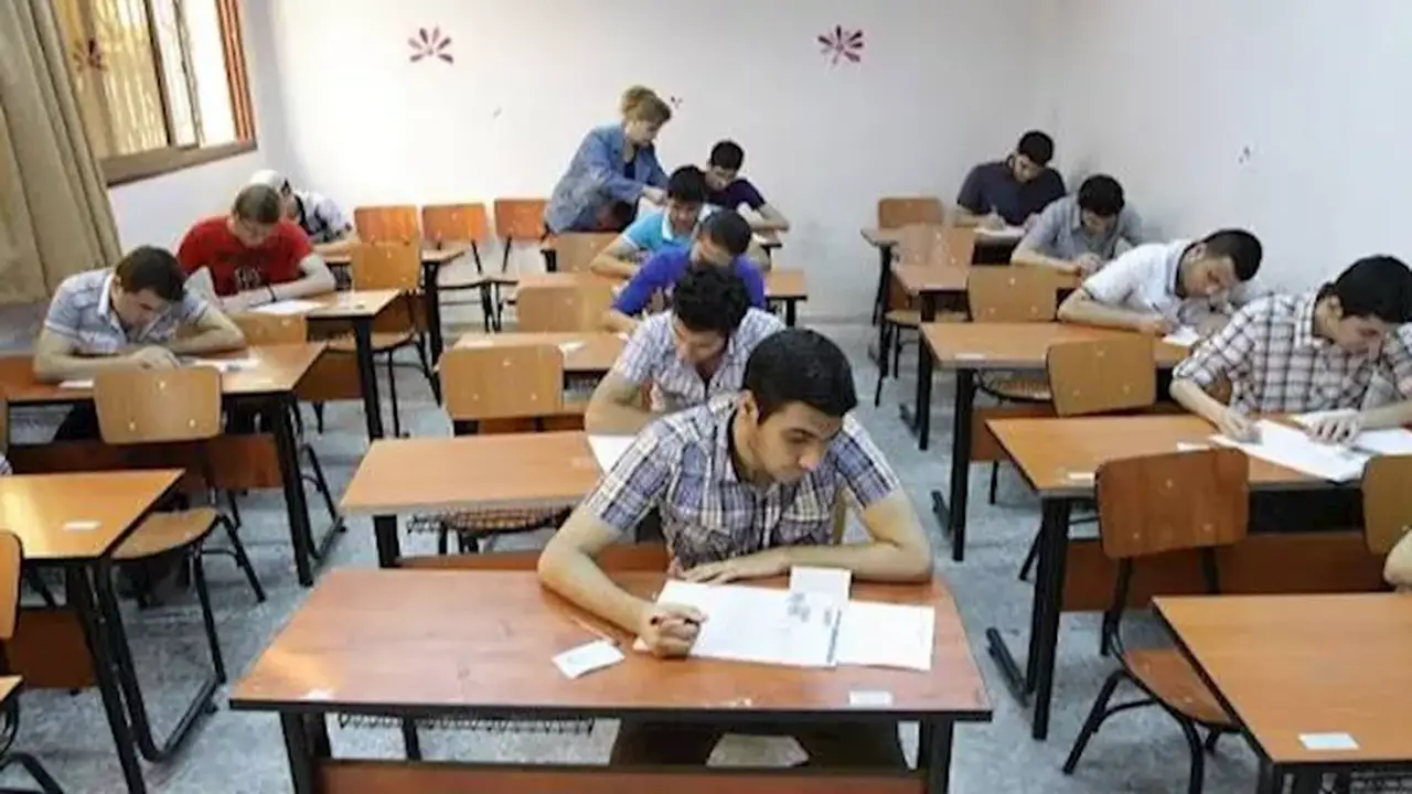 مراجعة شاملة لقوانين وأسئلة الكهرباء في الفيزياء لطلاب الثانوية العامة 2026