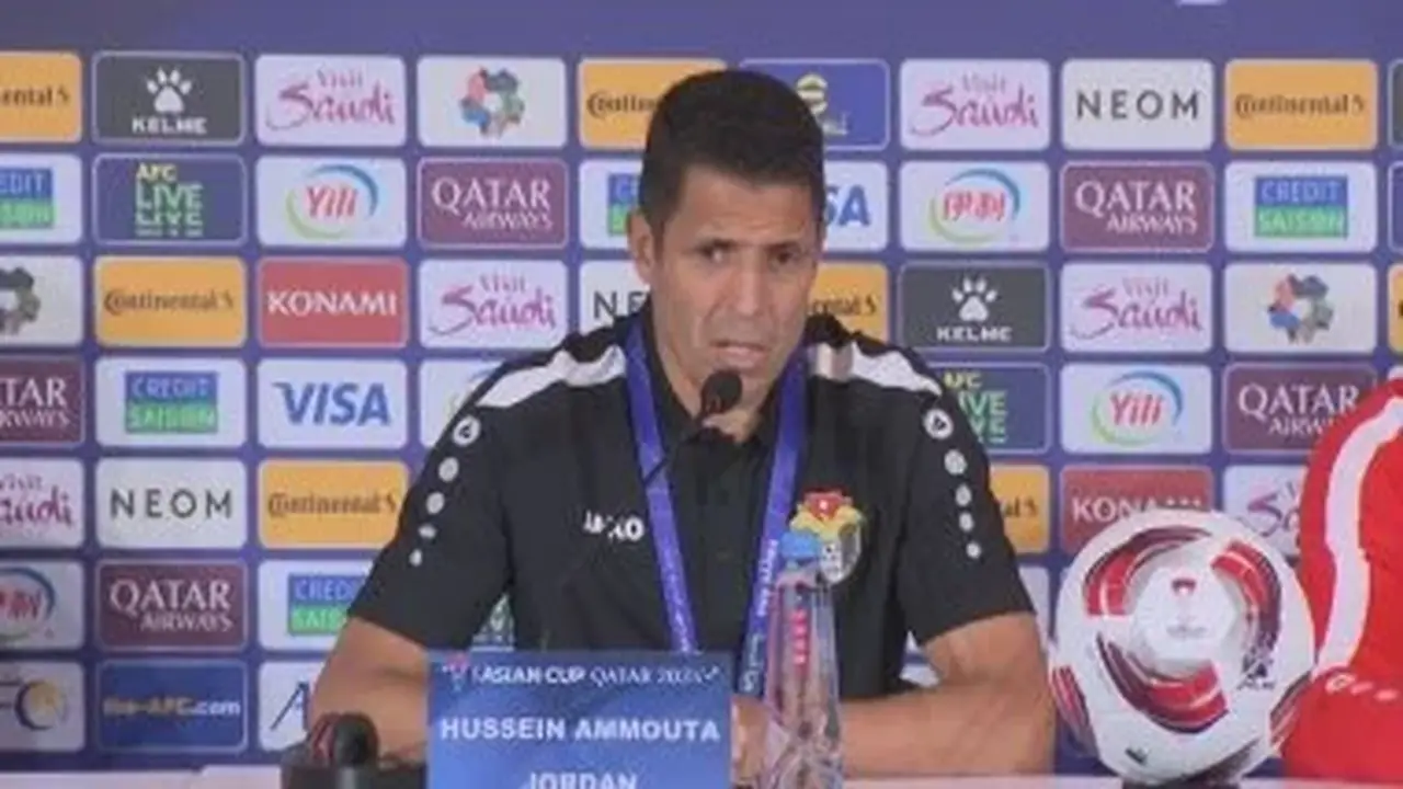 الأهلي يحدد موعد مؤتمر تقديم الحسين عموتة يوم الثلاثاء