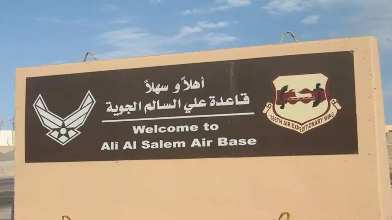 الحرس الثوري الإيراني يستهدف معسكر العديري وقاعدة علي السالم الجوية في الكويت