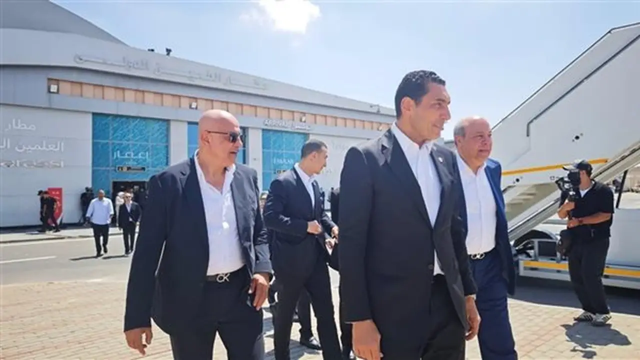 الحفني: المنتخب الوطني يسطر إنجازًا تاريخيًا في الكرة المصرية والطيران المدني يدعم البعثة بكل إمكانياته