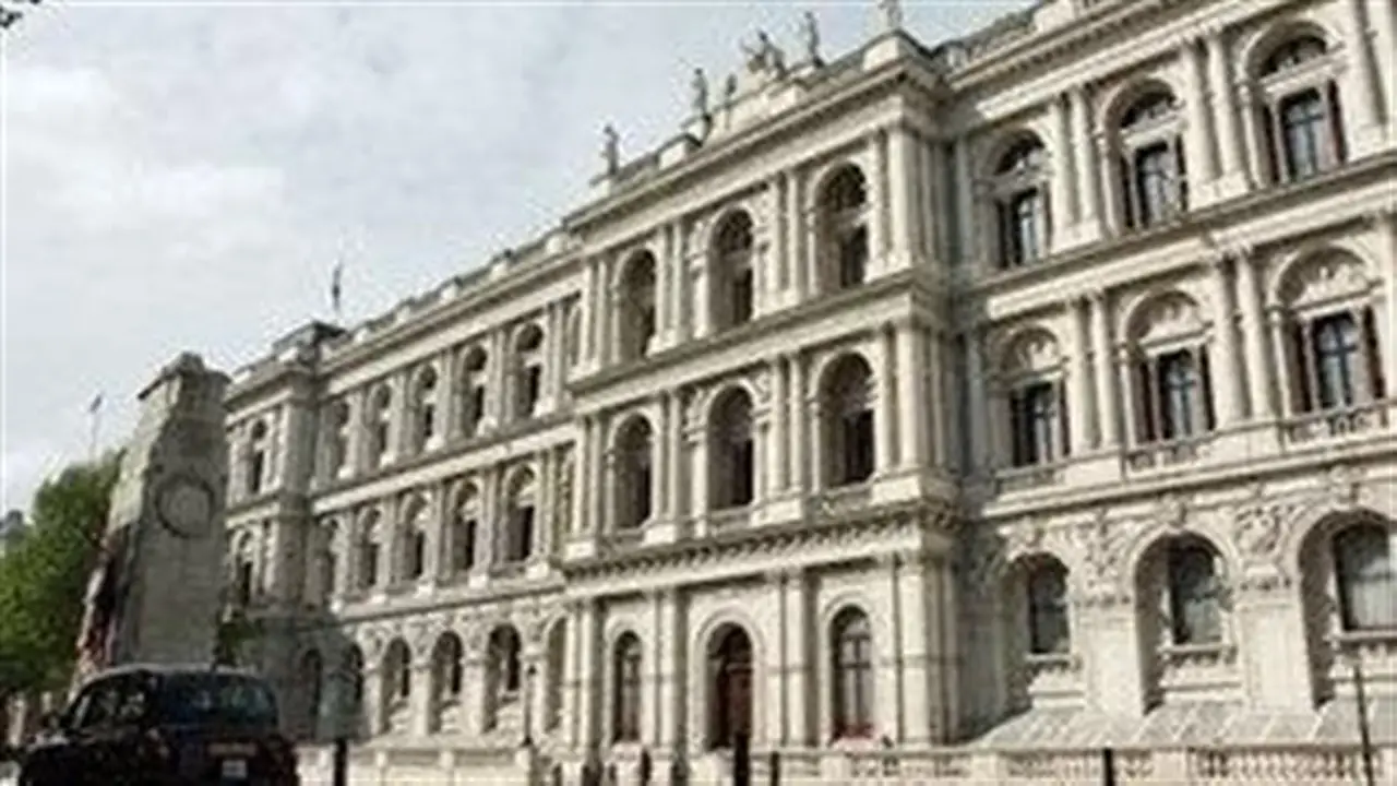 استدعاء القائم بالأعمال الإيراني من قبل الخارجية البريطانية على خلفية حكم قضائي