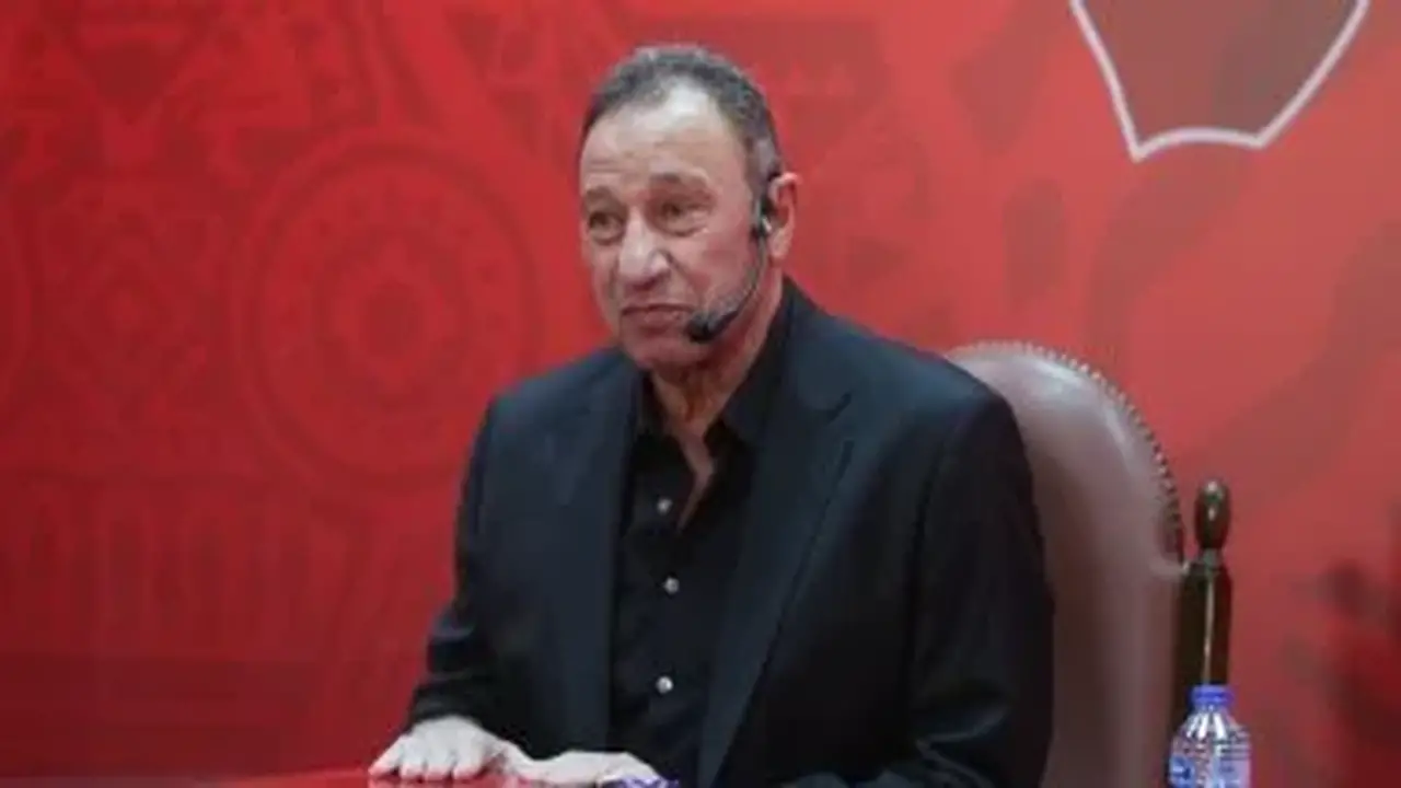 الخطيب: عقد الشراكة مع «فودافون» يعزز آلية مالية مبتكرة ويقرب حلم الاستاد للواقع