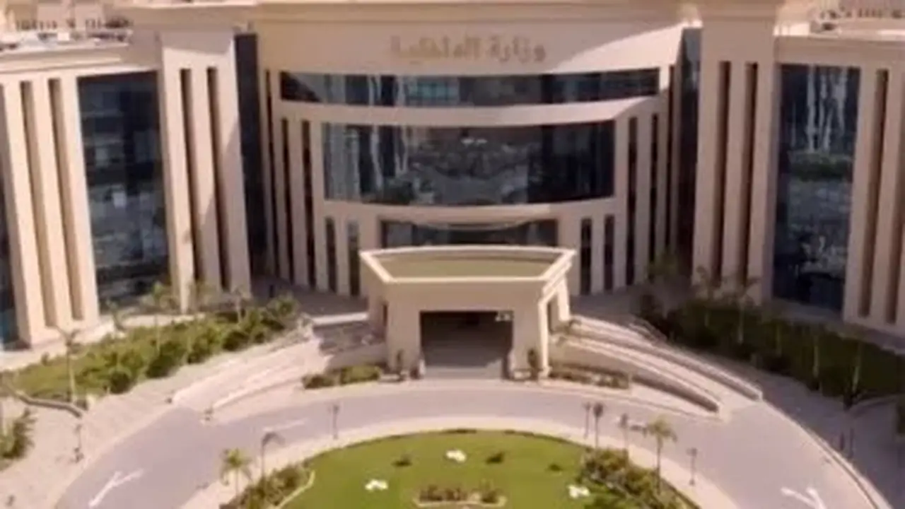 وزارة الداخلية تعلن عن بدء قبول دفعة جديدة من الطلاب في المعاهد الفنية الصحية الشرطية السبت المقبل