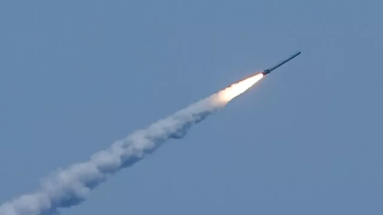 السعودية تتصدى لتهديد صاروخي حوثي باتجاه الجنوب