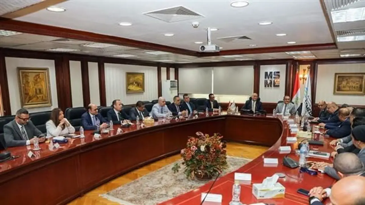 مصطفى إسماعيل حسن: تعزيز دعم رواد الأعمال وتهيئة بيئة استثمارية جاذبة في جهاز تنمية المشروعات