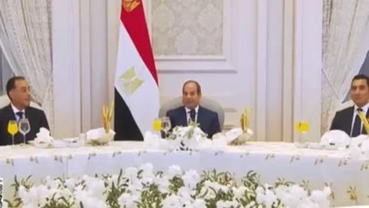 الرئيس السيسي يرحب بالمنتخب المصري: تقدير واحترام وفخر
