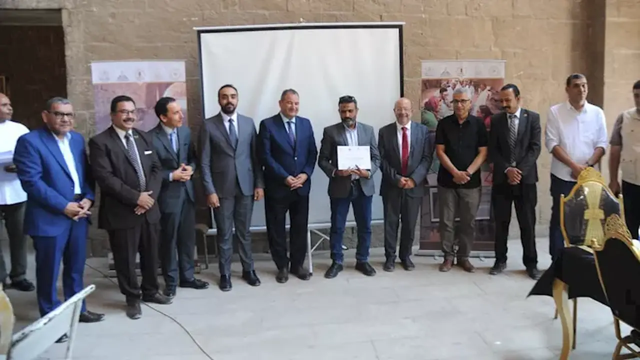 وزارة السياحة تكرّم 15 متدربًا بعد اجتياز برنامج متخصص في ترميم النقوش العربية