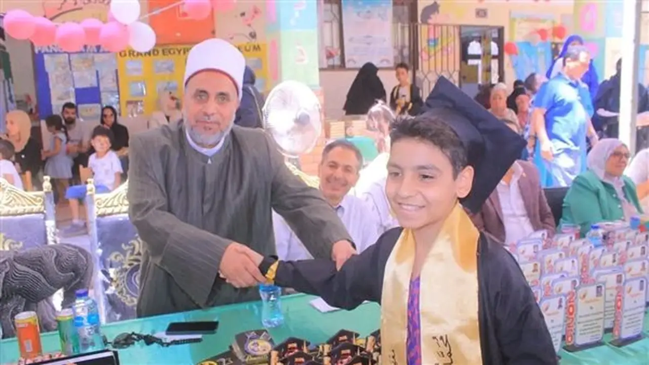 احتفالية مبهجة لتكريم خريجي الصفوة النموذجي في الشرقية الأزهرية
