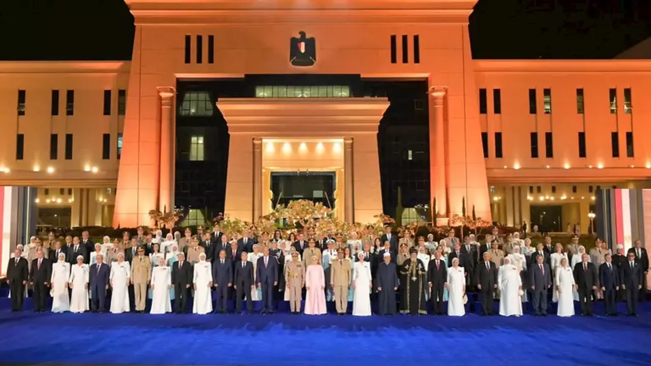 المجلس القومي للمرأة يهنئ الرئيس السيسي والقوات المسلحة بافتتاح مقر القيادة الاستراتيجية الجديد