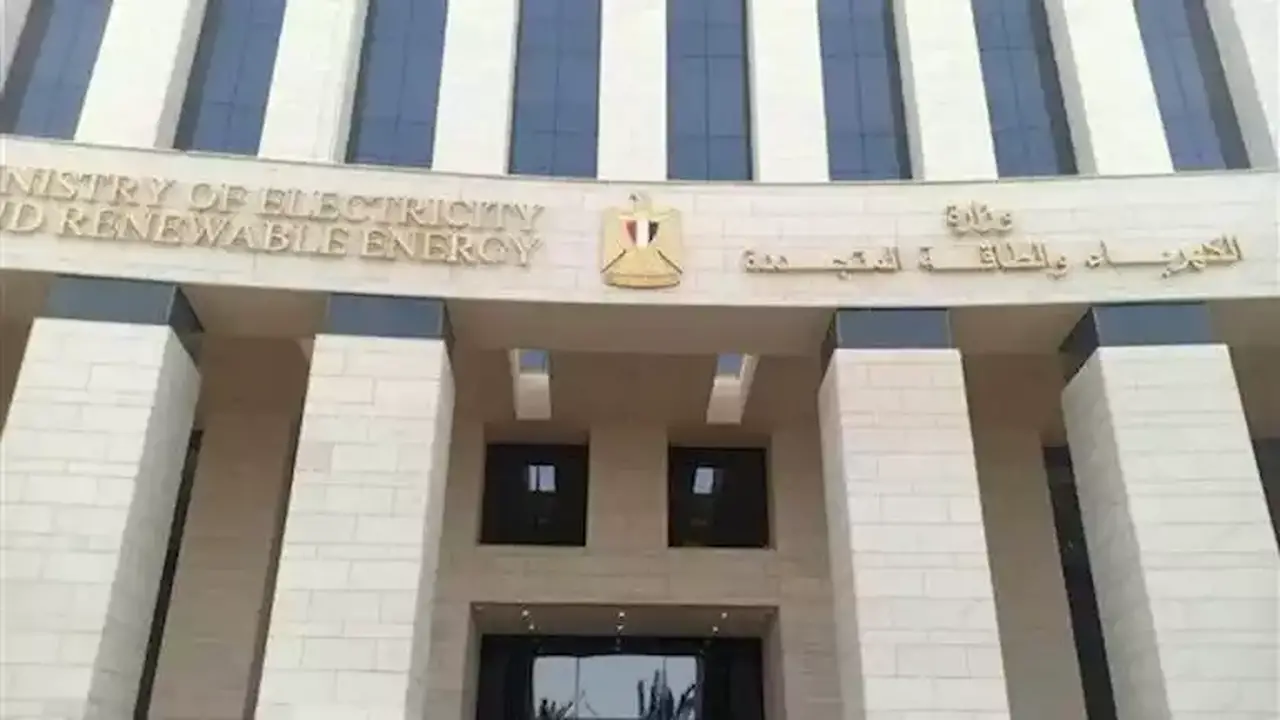تحذير من وزارة الكهرباء: نقل العدادات بدون موافقة يعرض المشتركين للمسائلة القانونية