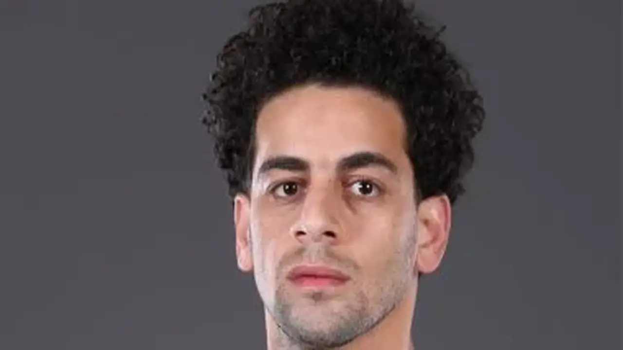 المصري يجدد عقد محمد الشامي لموسمين إضافيين