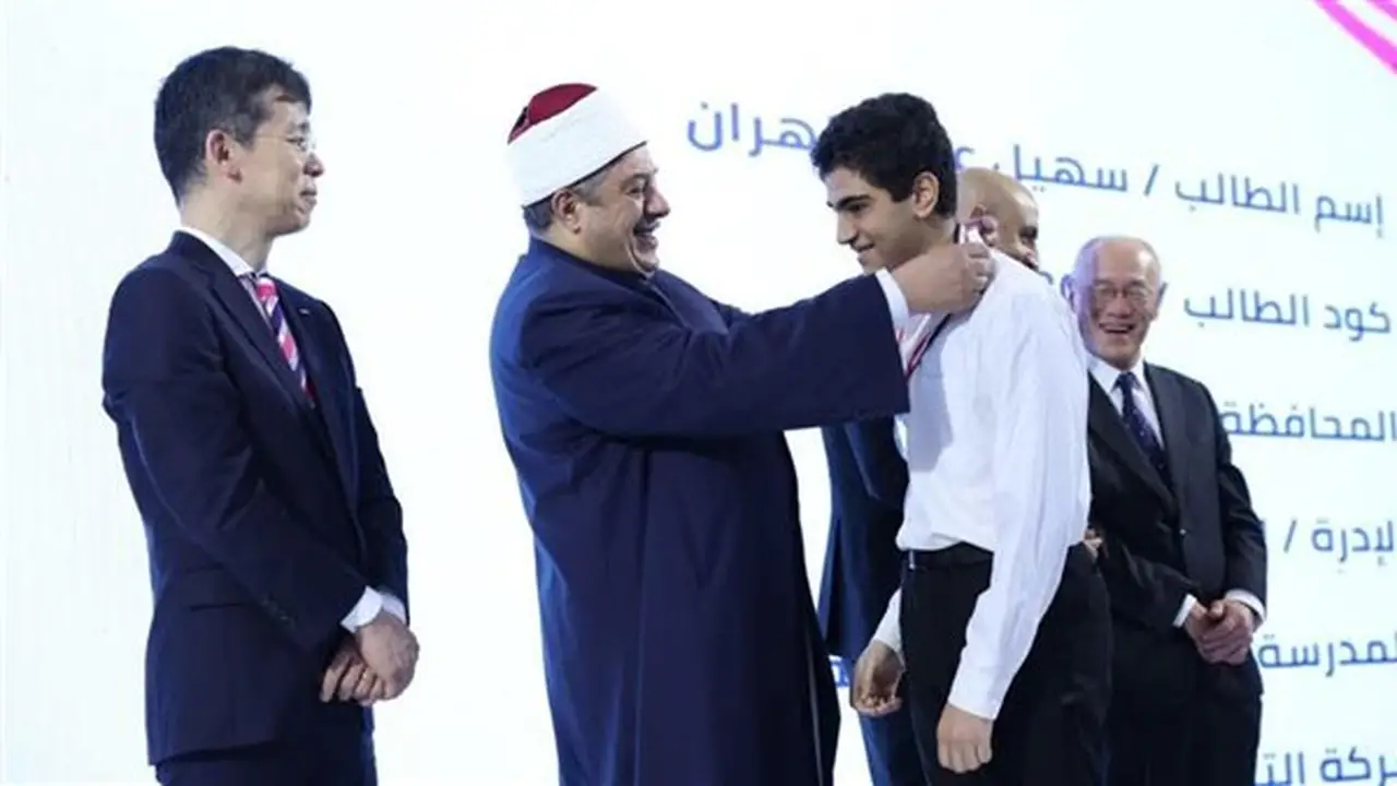الأزهر ووزارة التعليم يكرمان الطلاب الحاصلين على 100% في المنصة اليابانية