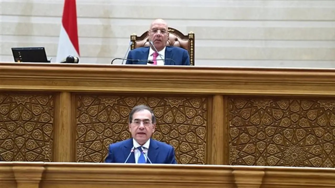 مجلس النواب يقر 4 مشروعات قوانين للبحث والتنقيب عن البترول والغاز
