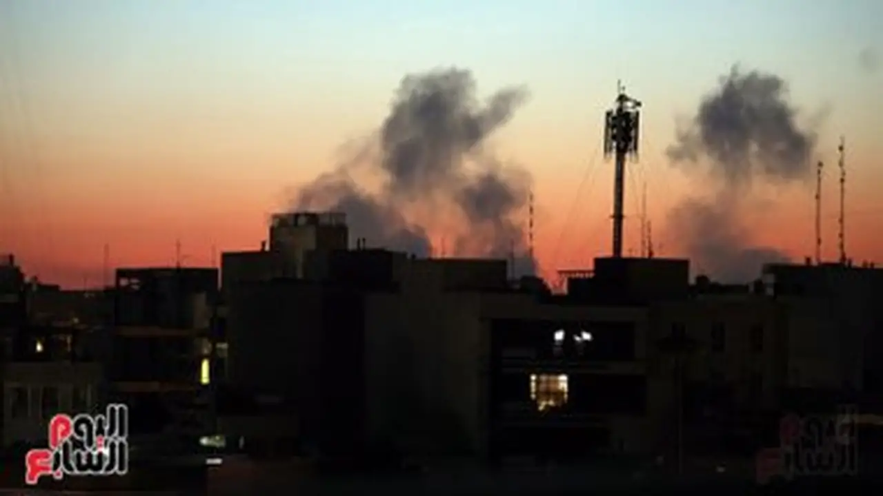سلسلة انفجارات تهز جزيرة قشم وبوشهر وانقطاع الكهرباء في بندر عباس بإيران