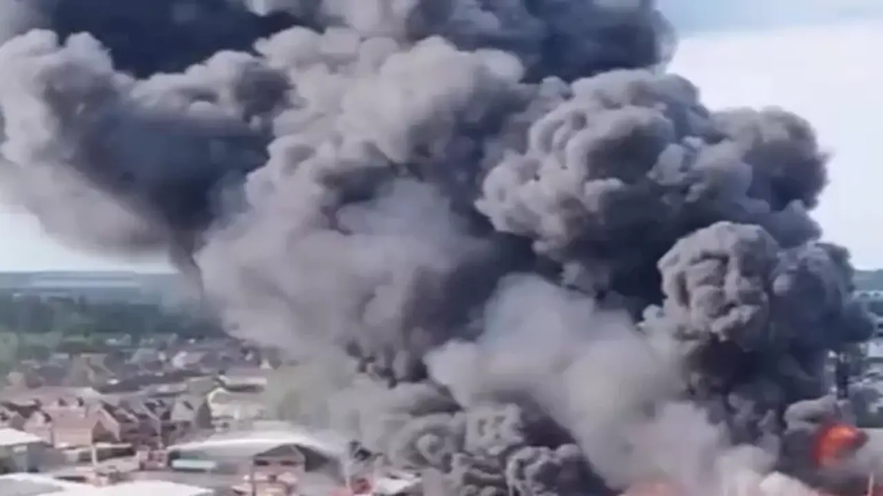 انفجارات بالقرب من مقر إقامة ماكرون في دمشق والإليزيه يؤكد: الرئيس لم يسمع دويها