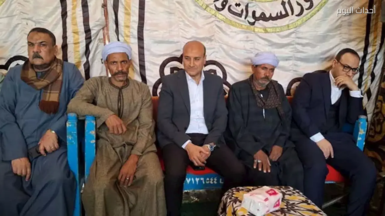 محافظ أسيوط يعزي أسر ضحايا حادث تروسيكل في ترعة أبوتيج