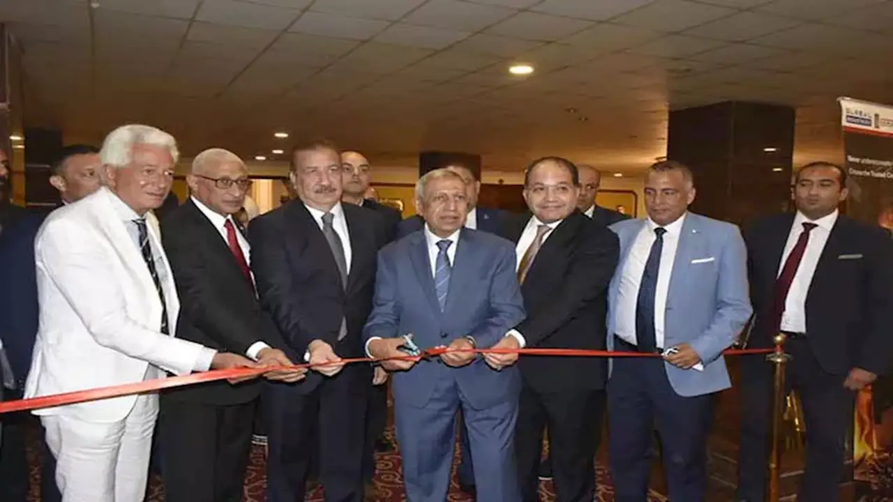 محافظ بورسعيد يشهد مؤتمر التجارة الحرة الأفريقية ويؤكد دعم قطاع النقل واللوجستيات