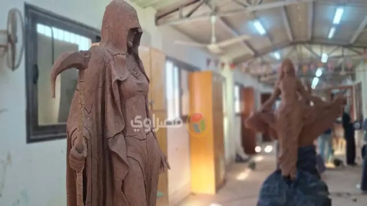 طالبات فنون جميلة بأسيوط يجسدن الأساطير والصراعات النفسية من خلال مشاريع تخرجهن – فيديو