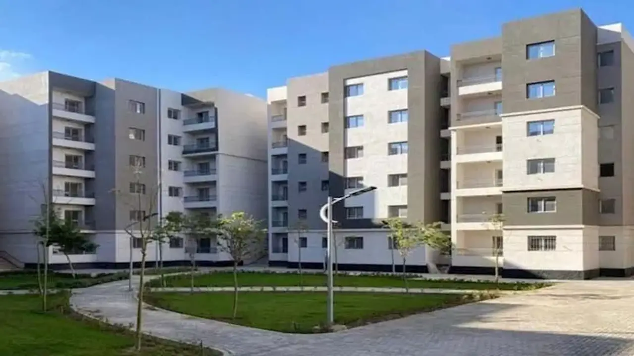 الإسكان تعلن مواعيد تسليم وحدات مشروع “فالي تاورز إيست” في العبور الجديدة