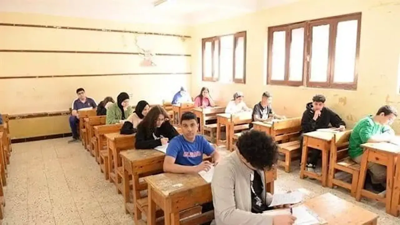 بدائل الثانوية العامة 2026: مدارس التكنولوجيا التطبيقية في السويس وتخصصاتها
