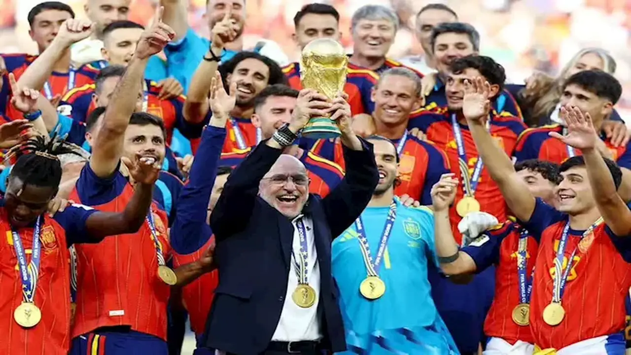 إسبانيا تشكر المصريين بعد التتويج بكأس العالم: “ممتنون لدعمكم”