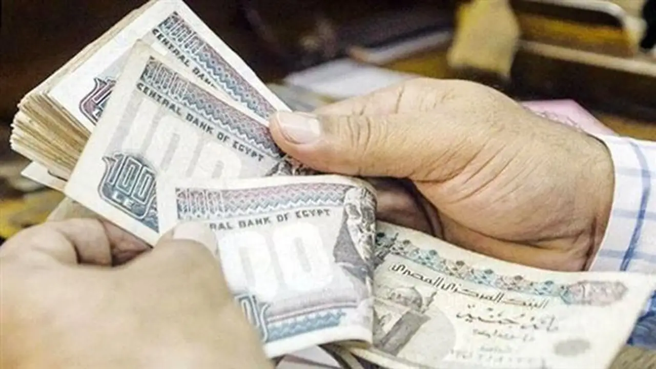 شهادات ادخار بعائد شهري يصل إلى 21% بعد تثبيت الفائدة