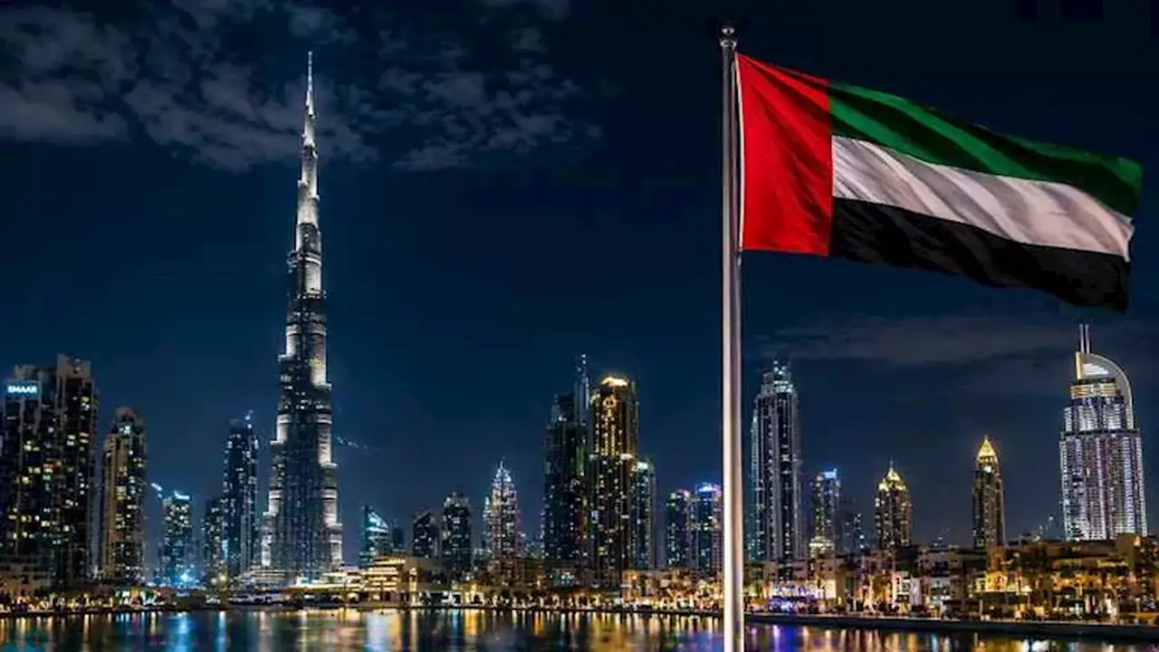 الإمارات تطمئن مواطنيها بعد تهديدات صاروخية وتؤكد جاهزيتها