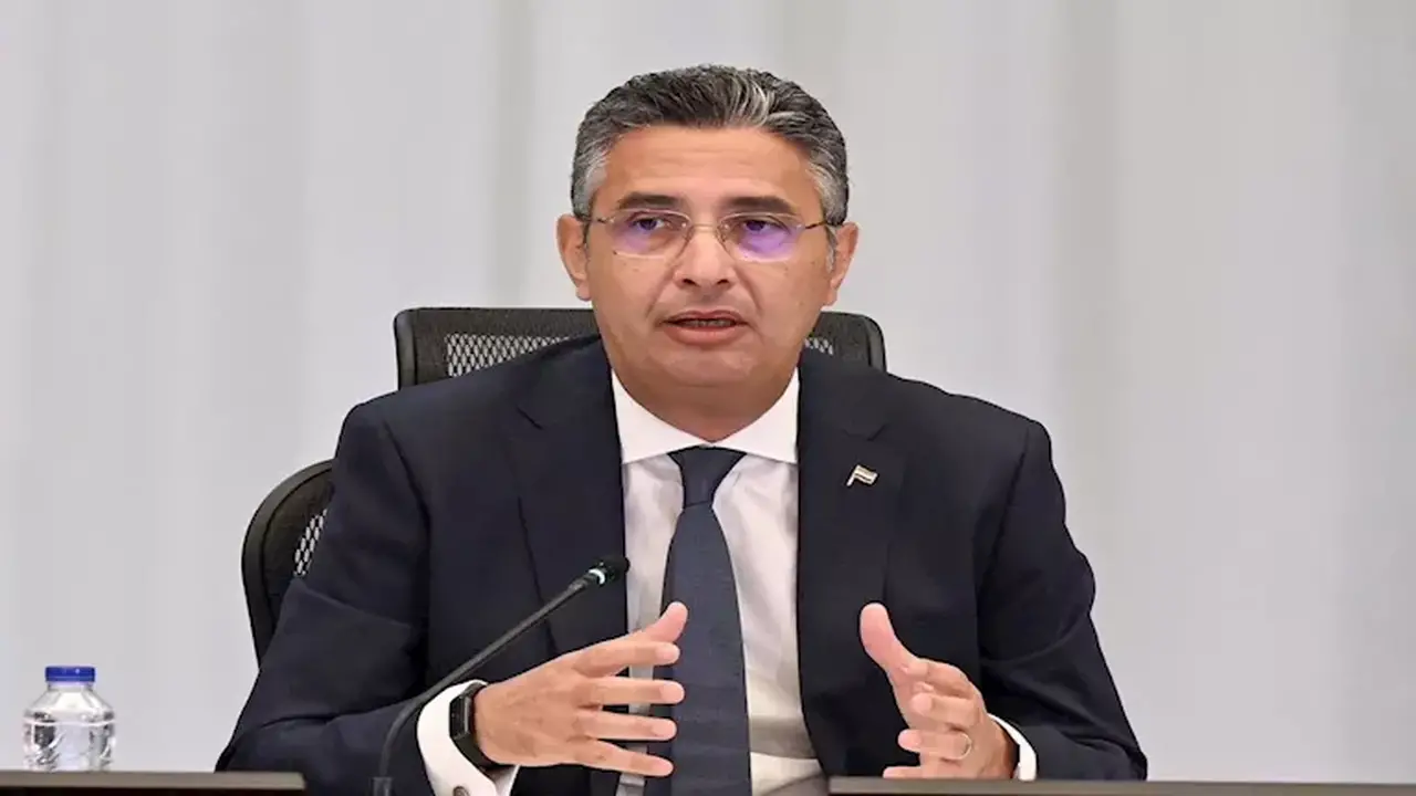 وزير التموين يعدل منشوره بعد انتقادات بشأن تهنئته للأرجنتين في مباراة مصر