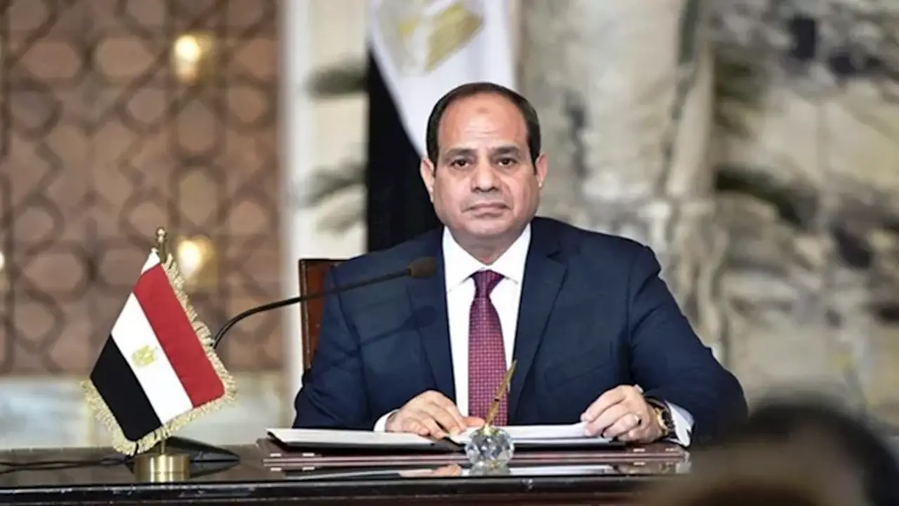 السيسي يقرر ترقية اللواء محمد بسيوني إلى رتبة الفريق ويعينه رئيسًا للهيئة القومية لإدارة الأزمات والطوارئ
