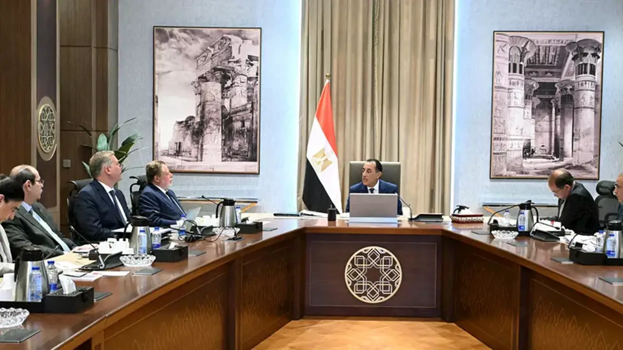 مدبولي يتابع جهود زيادة المخزون الاستراتيجي من المنتجات البترولية لمواجهة التوترات الجيوسياسية
