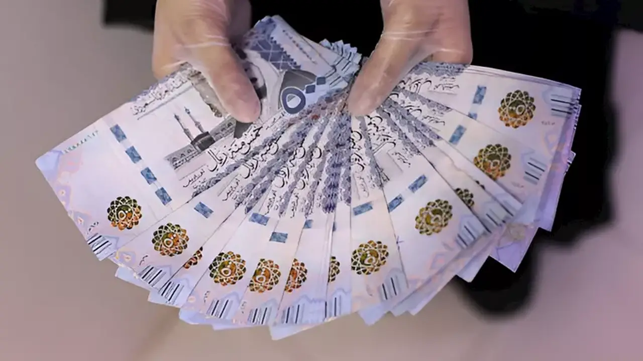 تراجع أسعار الريال السعودي مقابل الجنيه في 5 بنوك اليوم