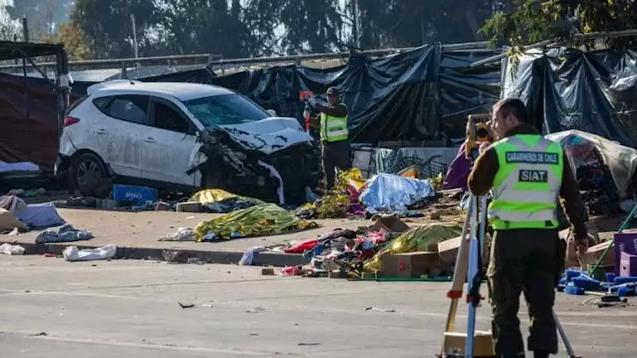 تشيلي: ضابط بالبحرية يدهس 6 أشخاص في سوق بمدينة فينيا ديل مار – صور