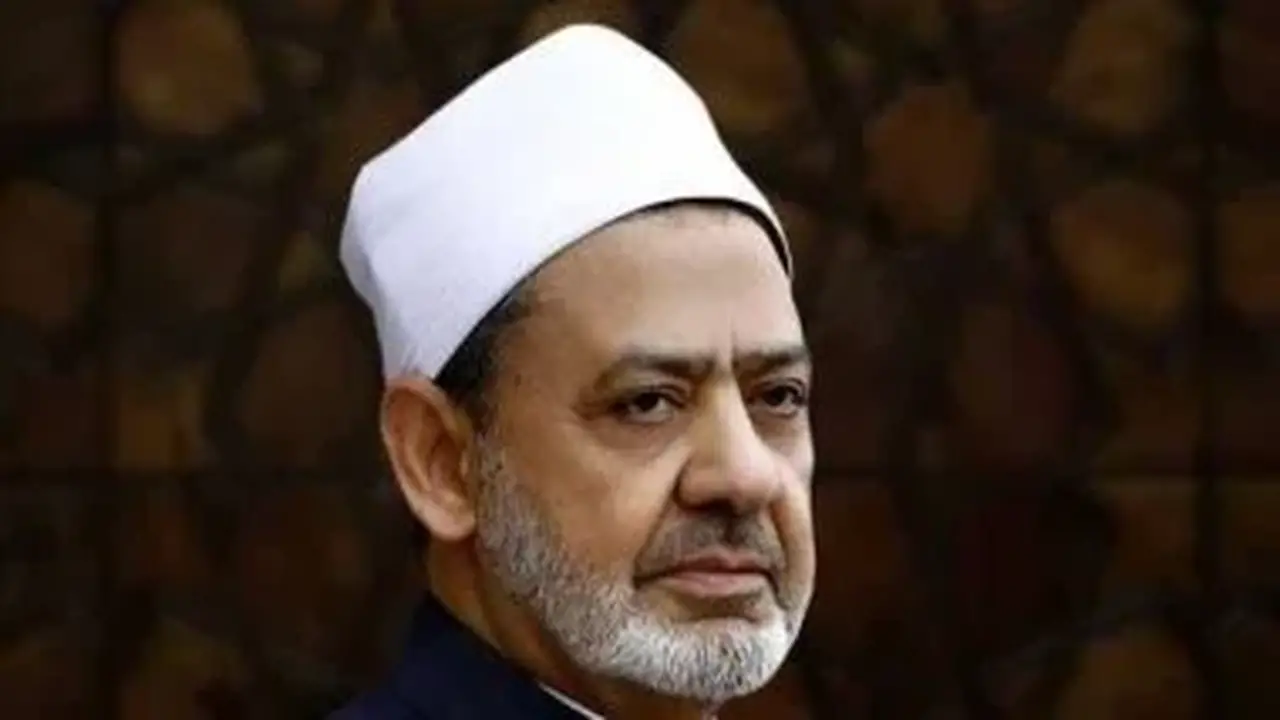 تشييع جثمان الدكتور محمد الكامل نجل شقيقة شيخ الأزهر في قنا