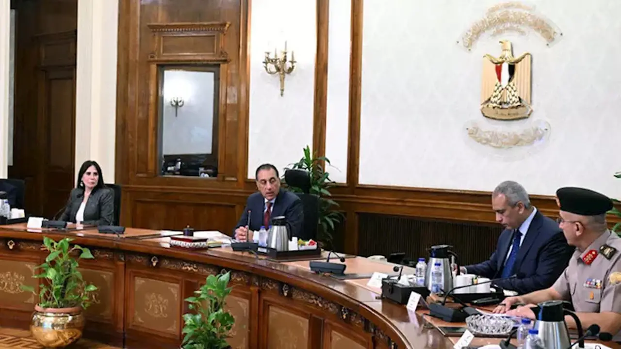 مدبولي يتابع استعدادات المرحلة الثانية لمبادرة حياة كريمة بعد تطوير 850 قرية في المرحلة الأولى
