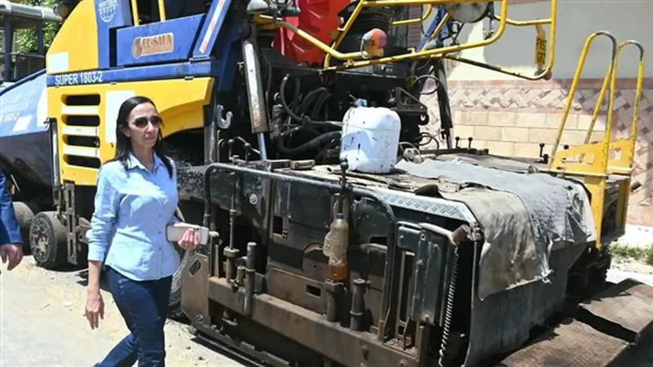 تطوير شارع البحر في إدكو لتعزيز المظهر الحضاري وتحسين حركة المرور
