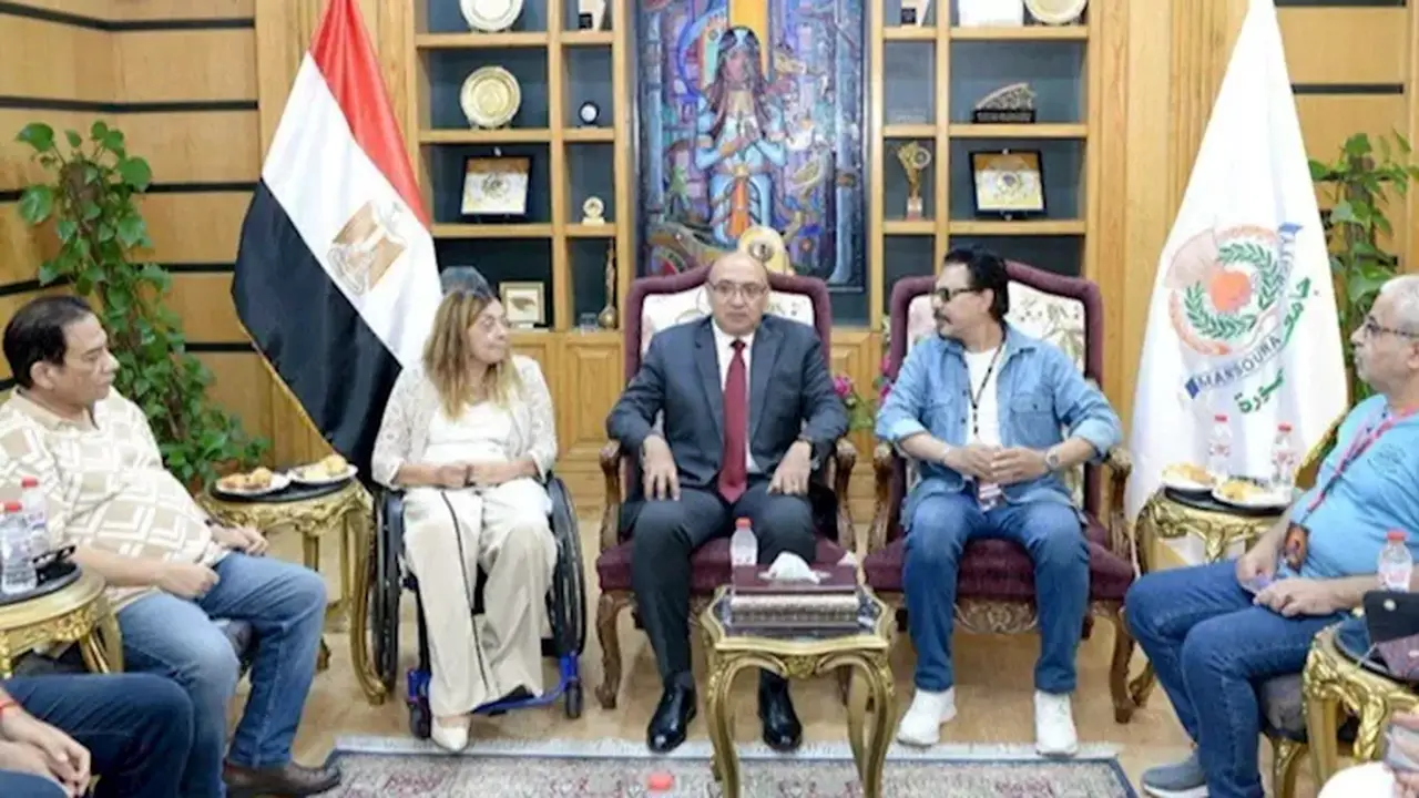 تعاون مثمر بين المجلس القومي لذوي الإعاقة وجامعة المنصورة لتعزيز الدمج الثقافي والفني