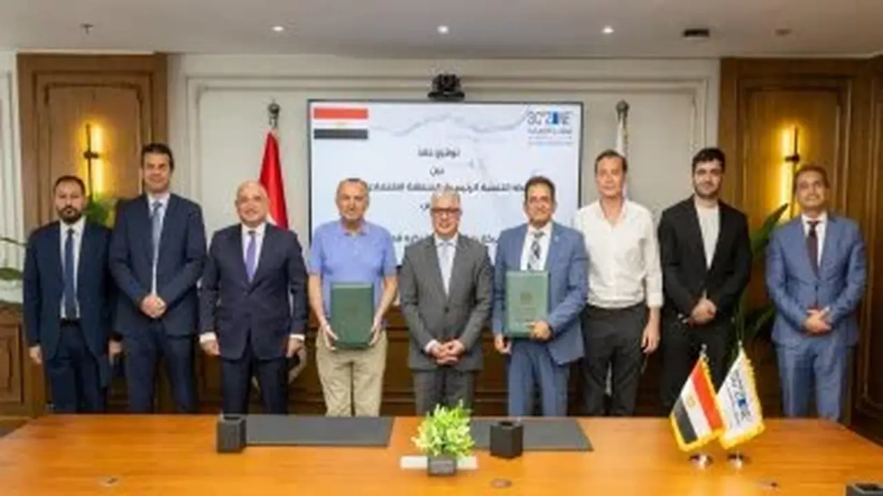 توقيع عقد مشروع شركة يوكينوك للصناعة التركية لإنتاج منتجات الستانلس ستيل في السخنة الصناعية