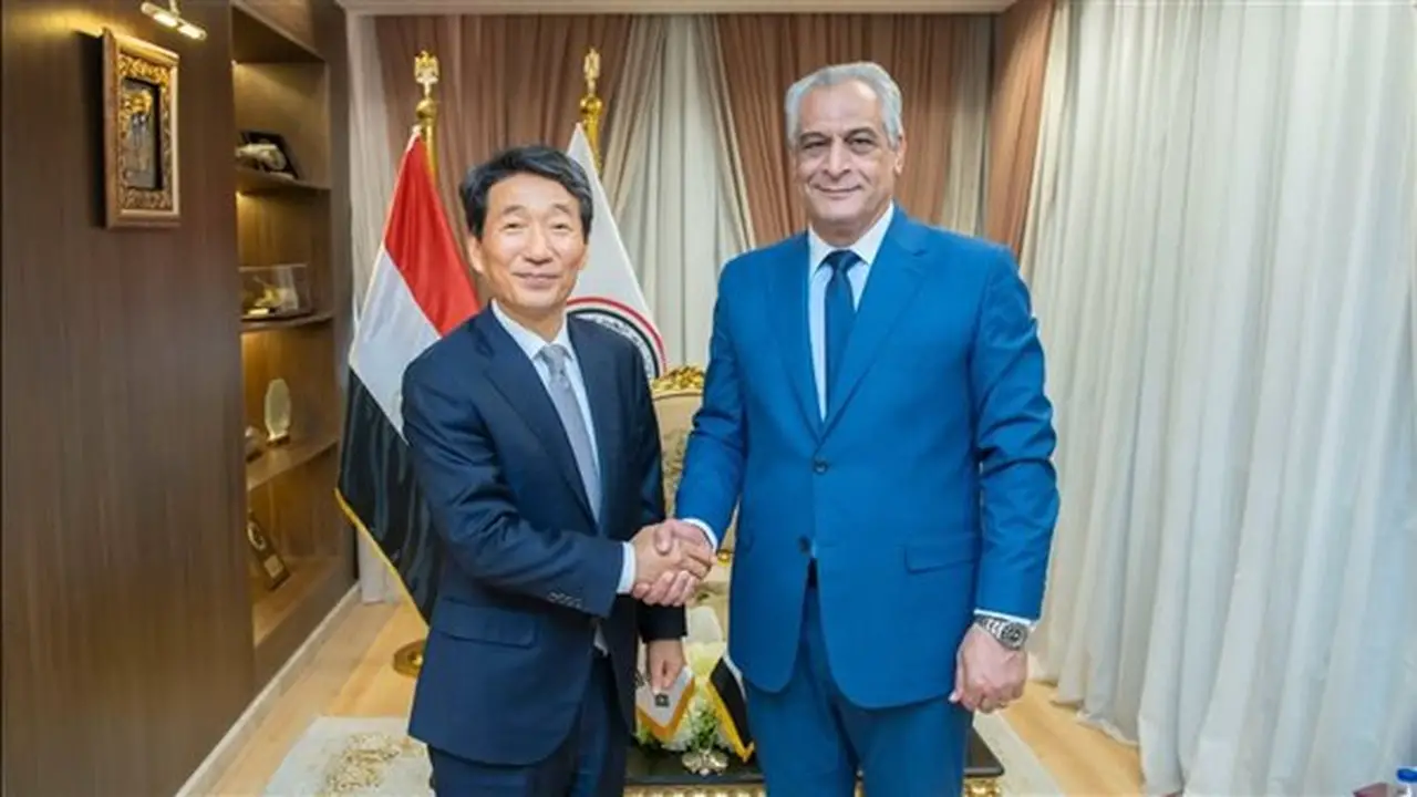 جمبلاط يستقبل سفير كوريا الجنوبية لبحث سبل تعزيز التعاون المشترك
