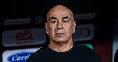 حسام حسن يتمسك بخطة 4-3-3 أمام أستراليا في كأس العالم