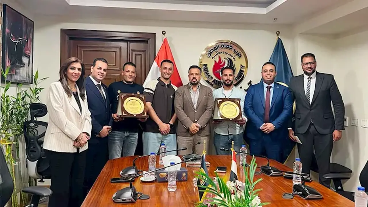 نواب حزب حماة الوطن يكرّمون شابين من الغربية لإنقاذهما أسرة من الغرق