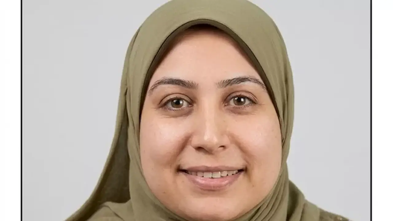 سهير الفيومي تتصدر قائمة أوائل الجمهورية في الدبلوم الصناعي بعد ختم القرآن في الابتدائي